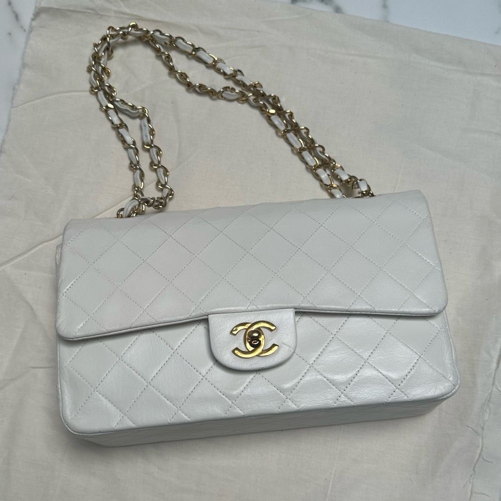 Vintage Chanel Medium Quilted Classic Flap